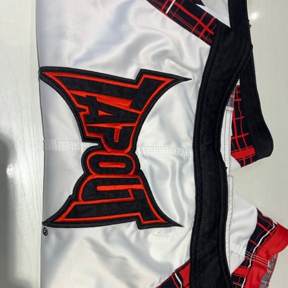 Tap Out MMA Ultimate Fighter Shorts White/Red - Men's Size Small - Picture 3 of 7